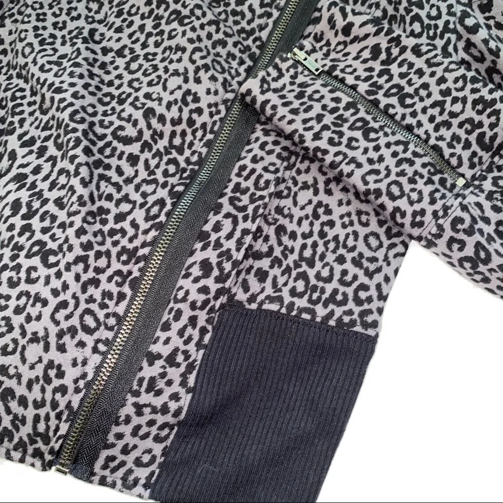 Express Leopard Motorcycle Jacket - Picture 4 of 4